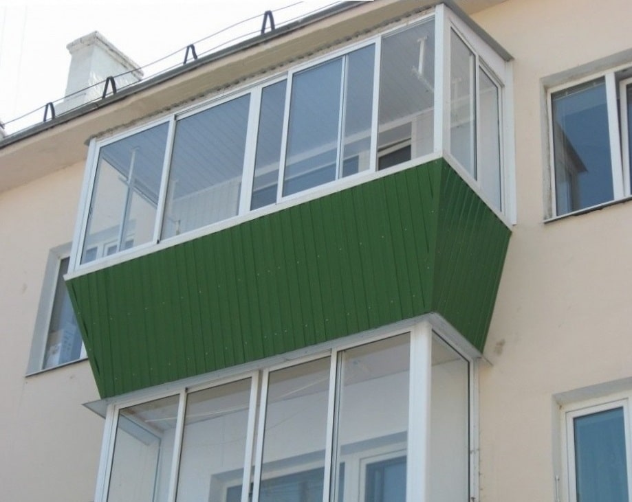 Виды остекления балконов и лоджий: какое остекление лучше выбрать,  достоинства и недостатки | Статьи завода «Лабрадор»